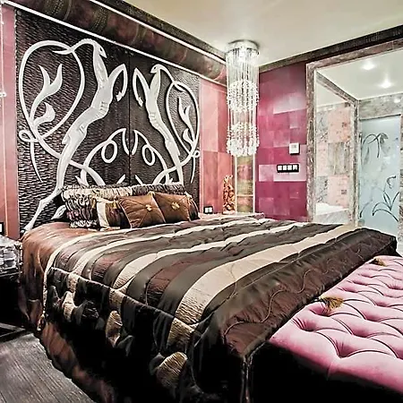 Royal Castle Design & ホテル スヴェティ・ヴラス